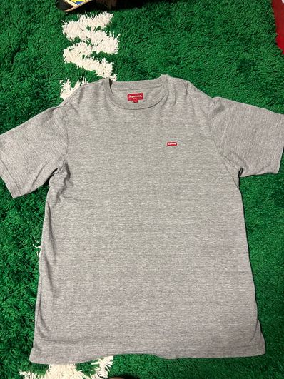 small box logo tee