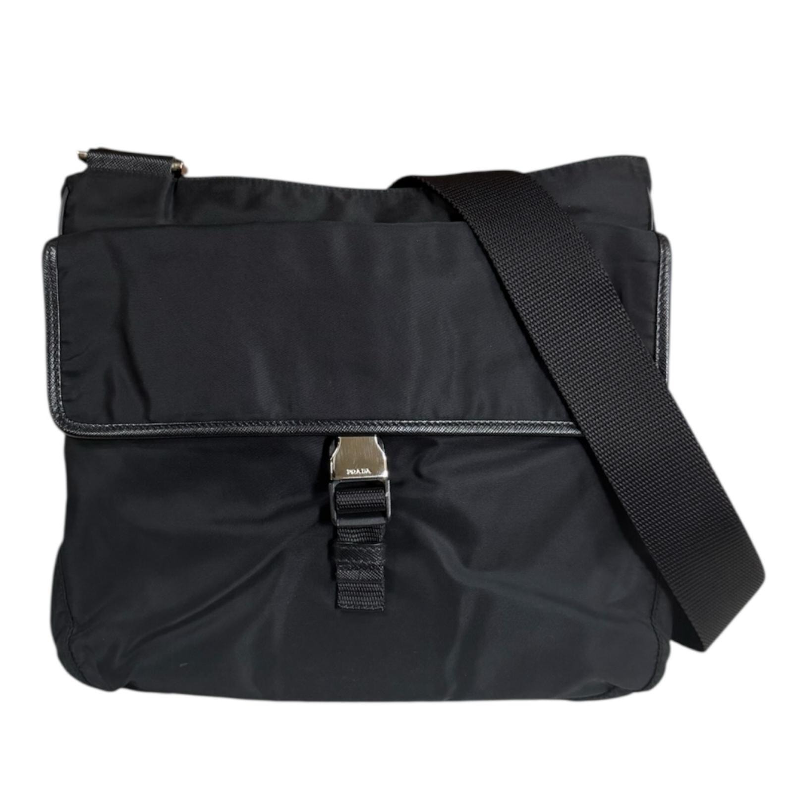 プラダ ショルダーバッグ ナイロン VA0269 ブラック メンズ PRADA  中古