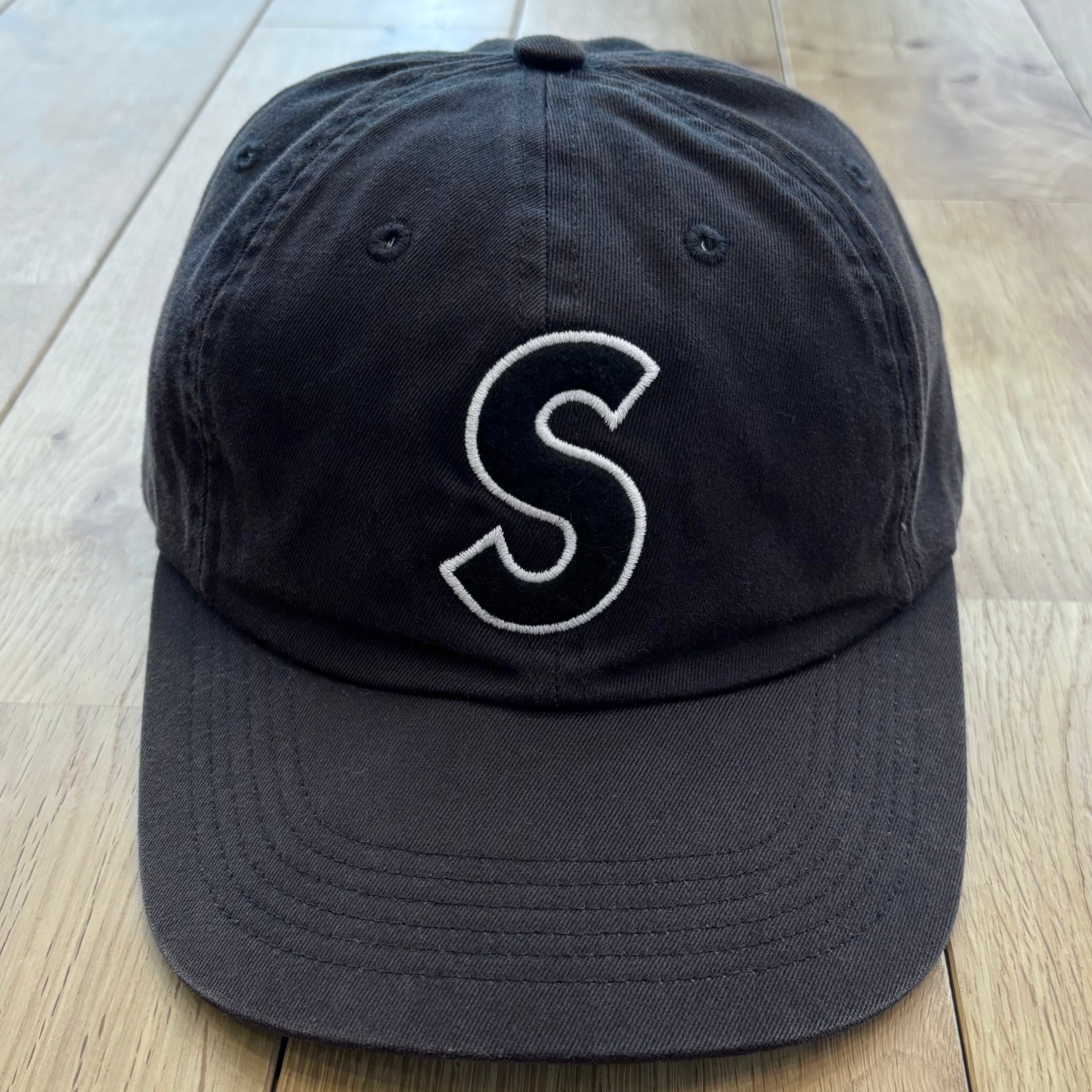Supreme Felt S Logo 6-Panel Cap Sロゴ キャップ