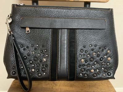 coachスタッズクラッチバッグ