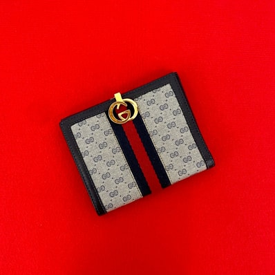 GUCCI グッチ シェリーライン マイクロGG ロゴ 金具 レザー PVC 二つ折り財布 ネイビー
32571