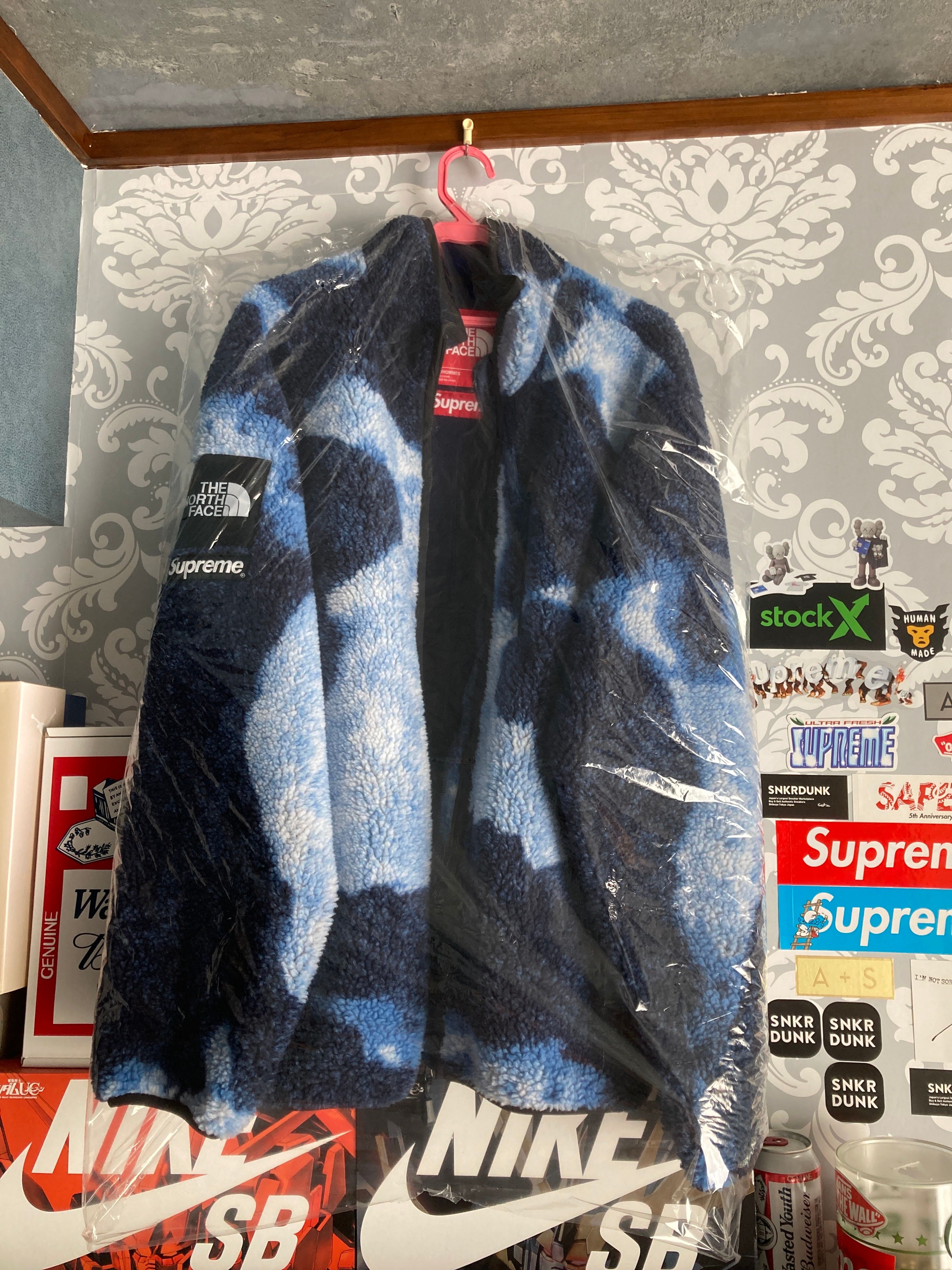 Supreme x The North Face Bleached Denim Print Fleece Jacket "Indigo"