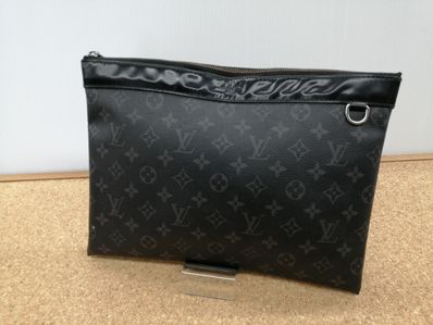 Louis Vuitton Pochette Discovery Monogram Eclipse