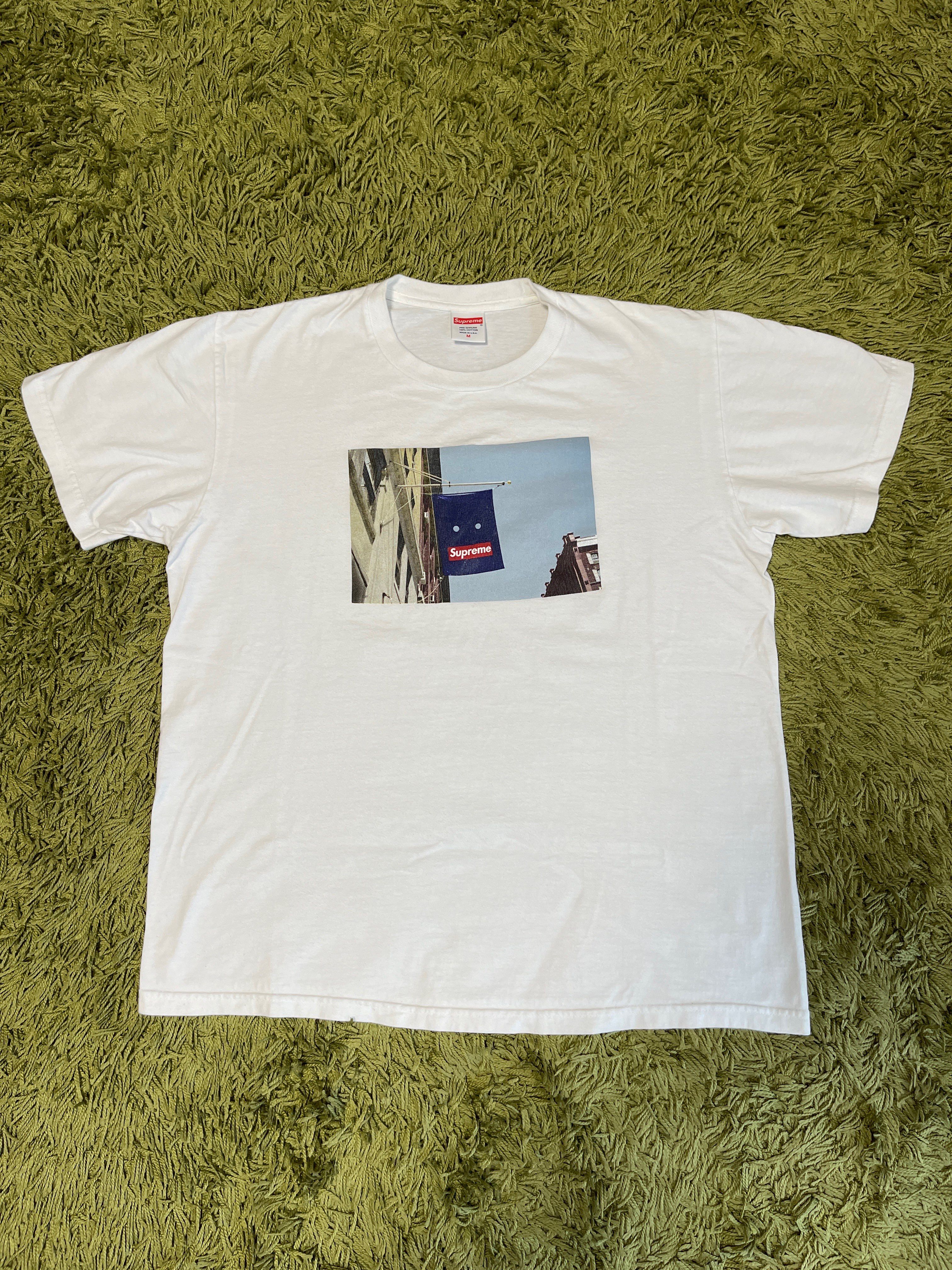 Supreme Banner Tee "White"