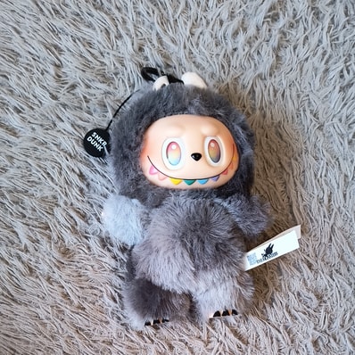 POP MART THE MONSTERS (LABUBU) Big into Energy Series Plush Pendant ID (Secret)