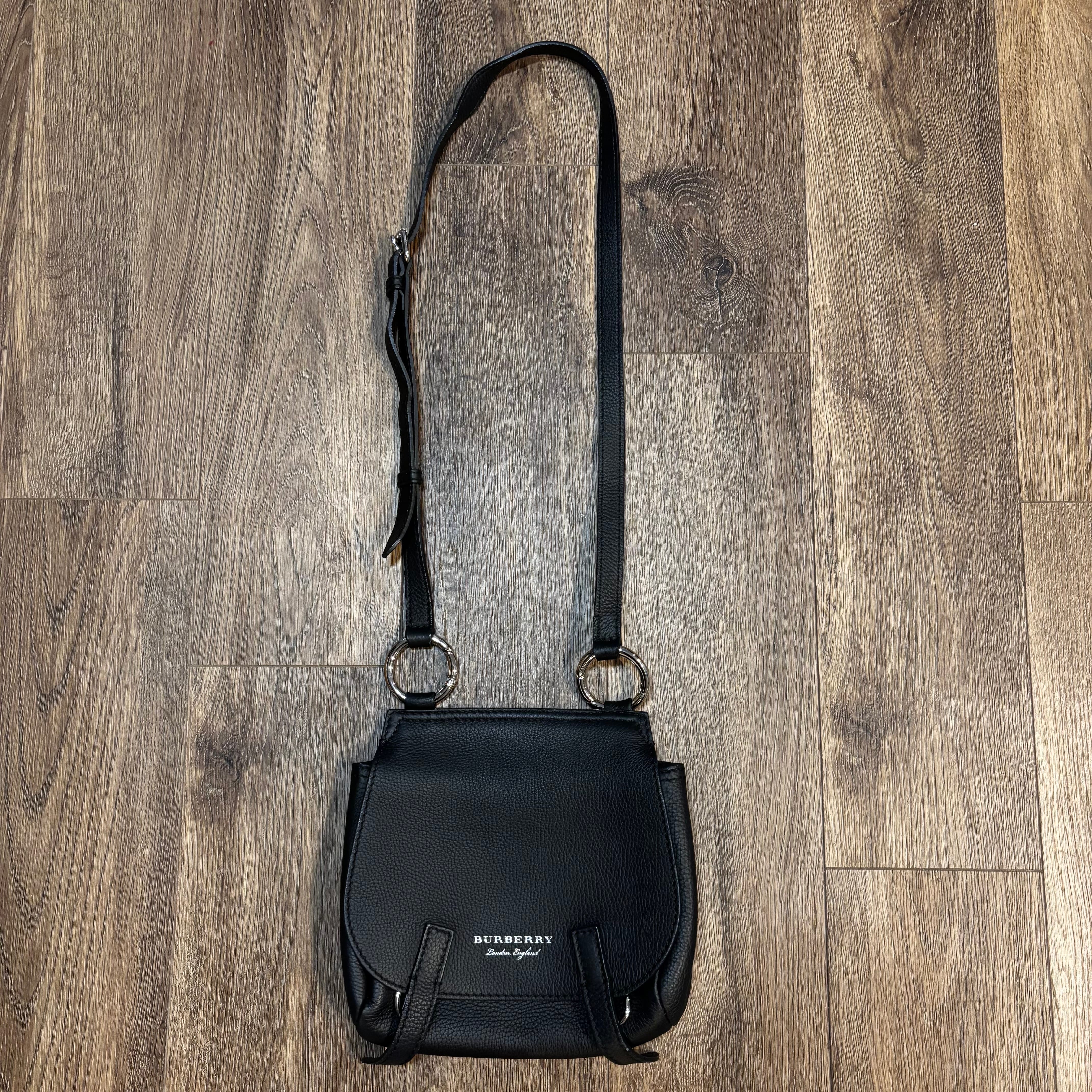 BURBERRY バーバリー レザーショルダーバッグ