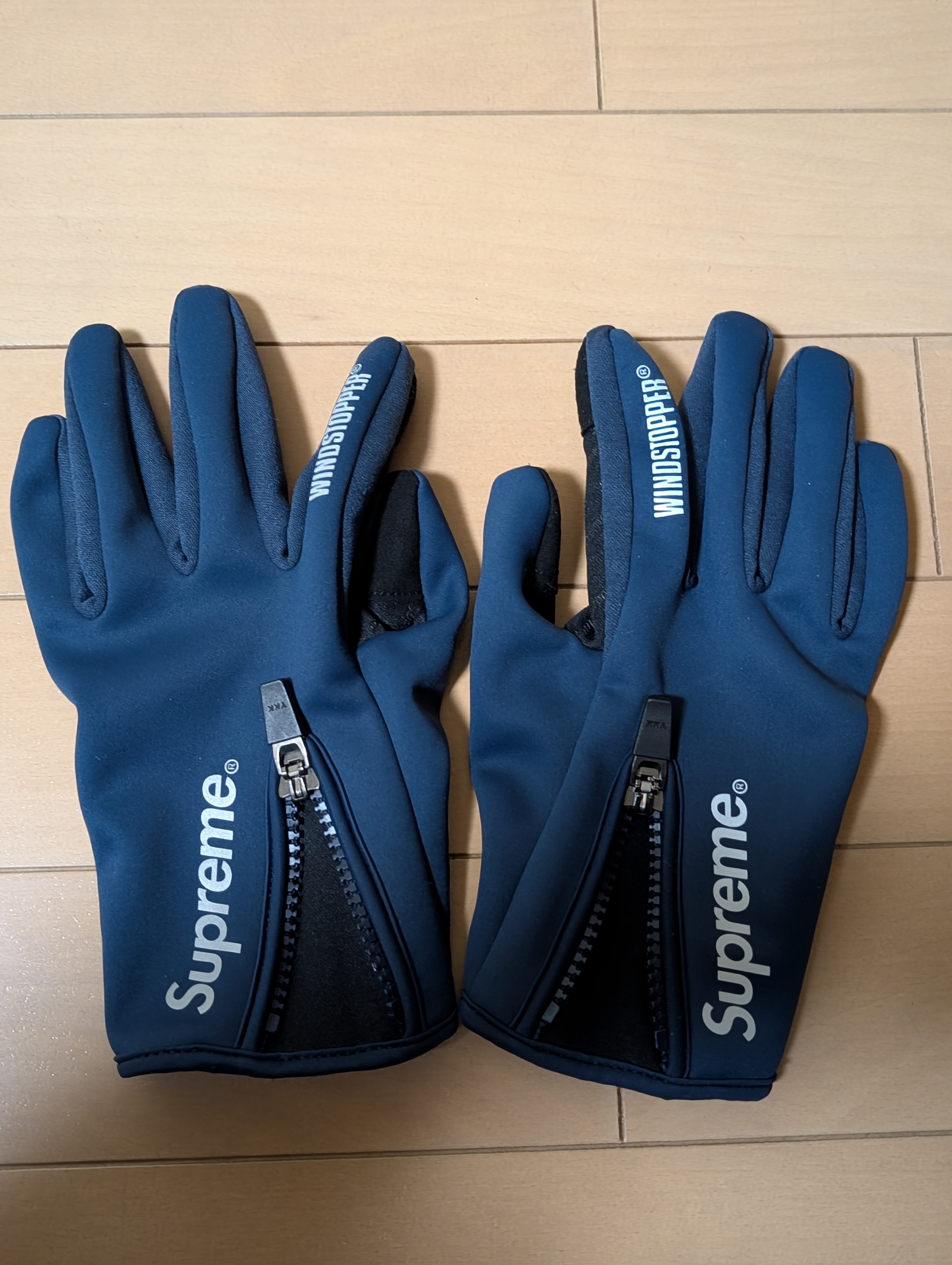 Supreme x Mechanix x MLB FastFit Teams Gloves 