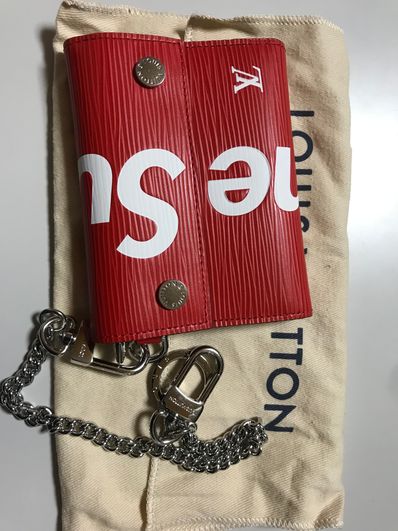 Louis Vuitton x Supreme Chain Wallet "Red"