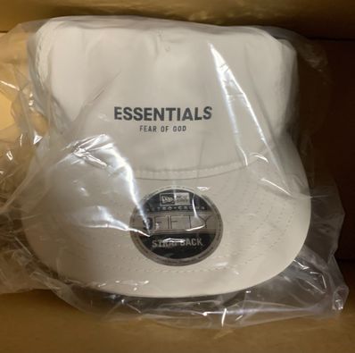 NEW ERA FEAR OF GOD ESSENTIALS RC 9FIFTY LOGO "Black"