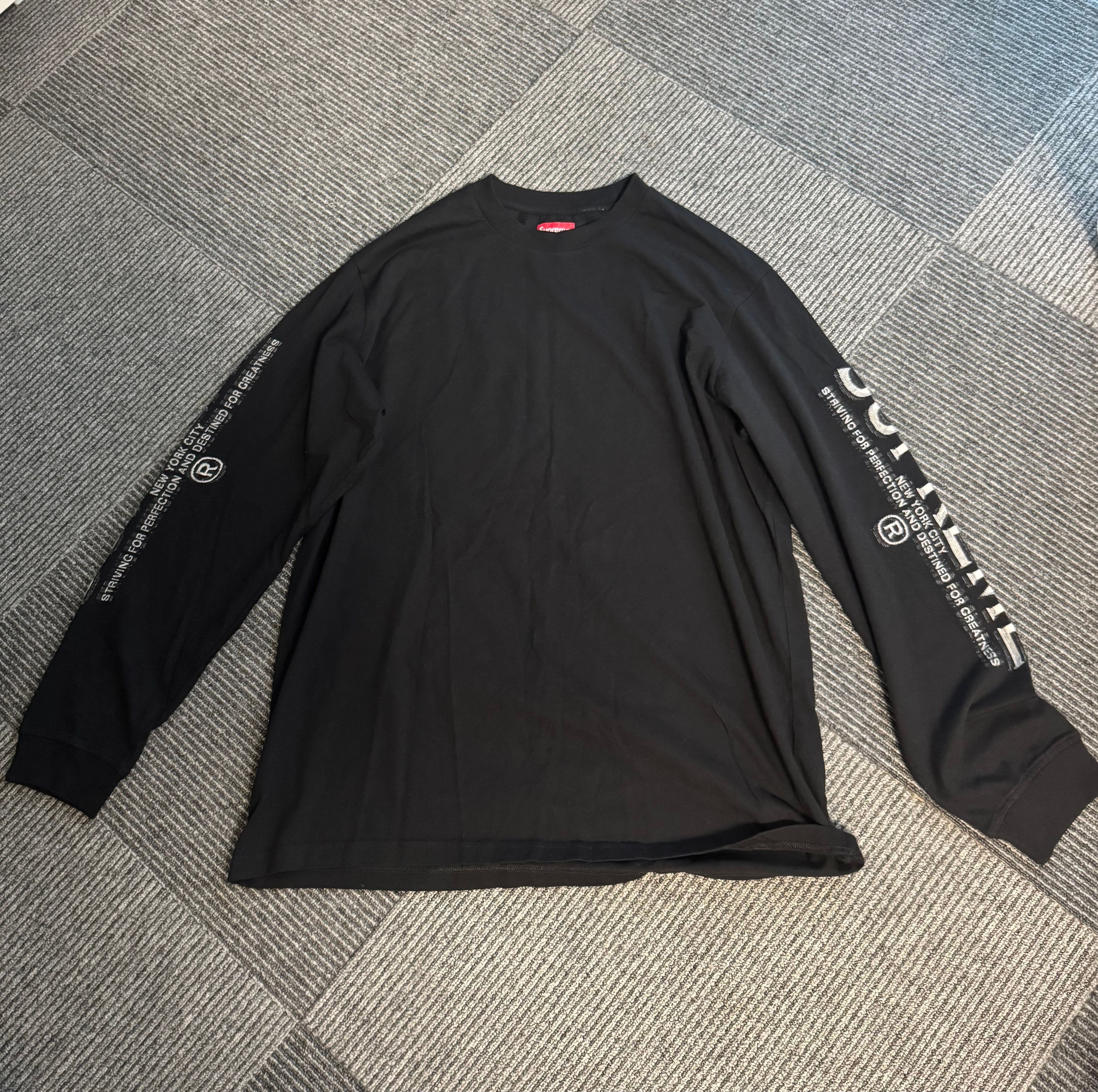Supreme Intarsia Sleeve L/S Top "Black"