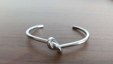 CELINE バングル ノット シルバー ブレスレット