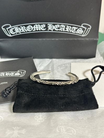 Chrome Hearts Scroll Band Bangle "Silver"