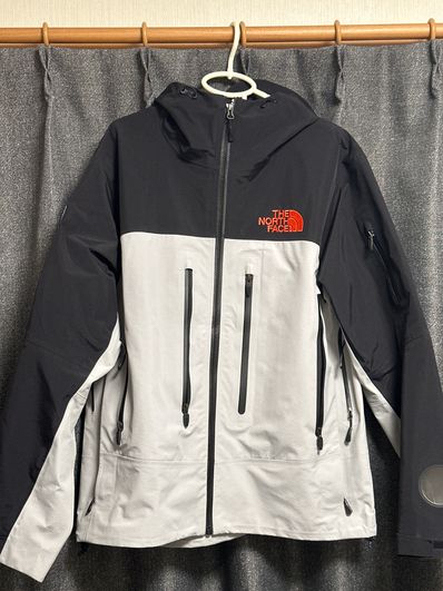 Supreme x The North Face Taped Seam Shell Jacket "Grey"