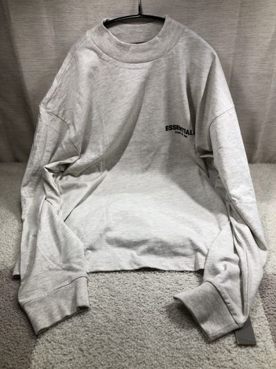 FEAR OF GOD ESSENTIALS BLACK ESS LOGO LS TEE "Light Oatmeal"