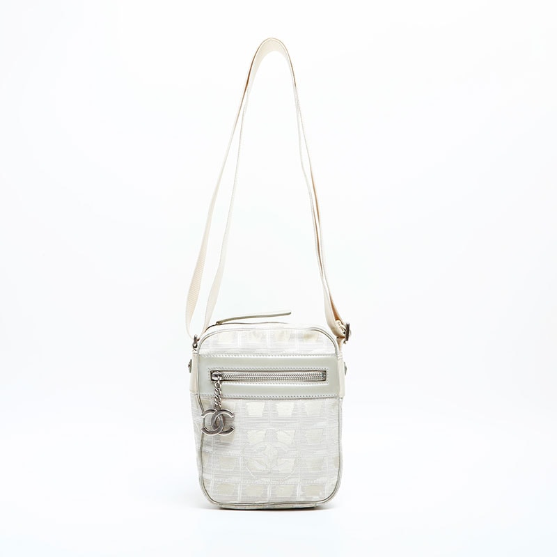 シャネル CHANEL 10番台 2005-2006 ニュートラベルライン キャンバス ショルダーバッグ【中古】