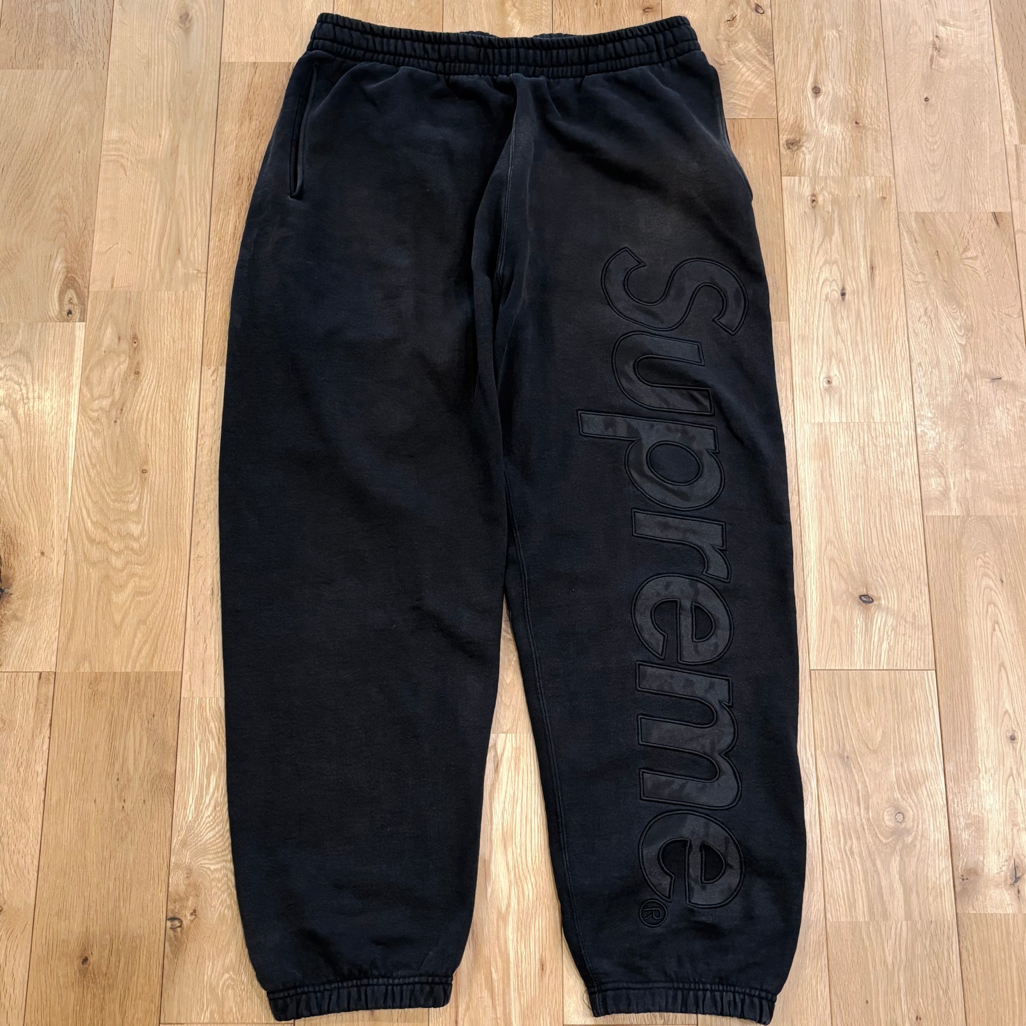Supreme Satin Applique Sweatpant (23FW) "Black"