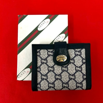 GUCCI グッチ グッチプラス ロゴ 金具 レザー PVC 二つ折り財布 ネイビー
329-1