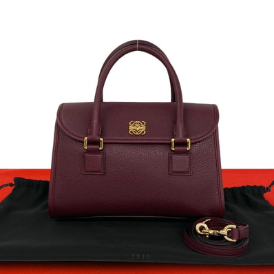LOEWE ロエベ アナグラム ロゴ 金具 レザー ショルダーバッグ ワインレッド
91489