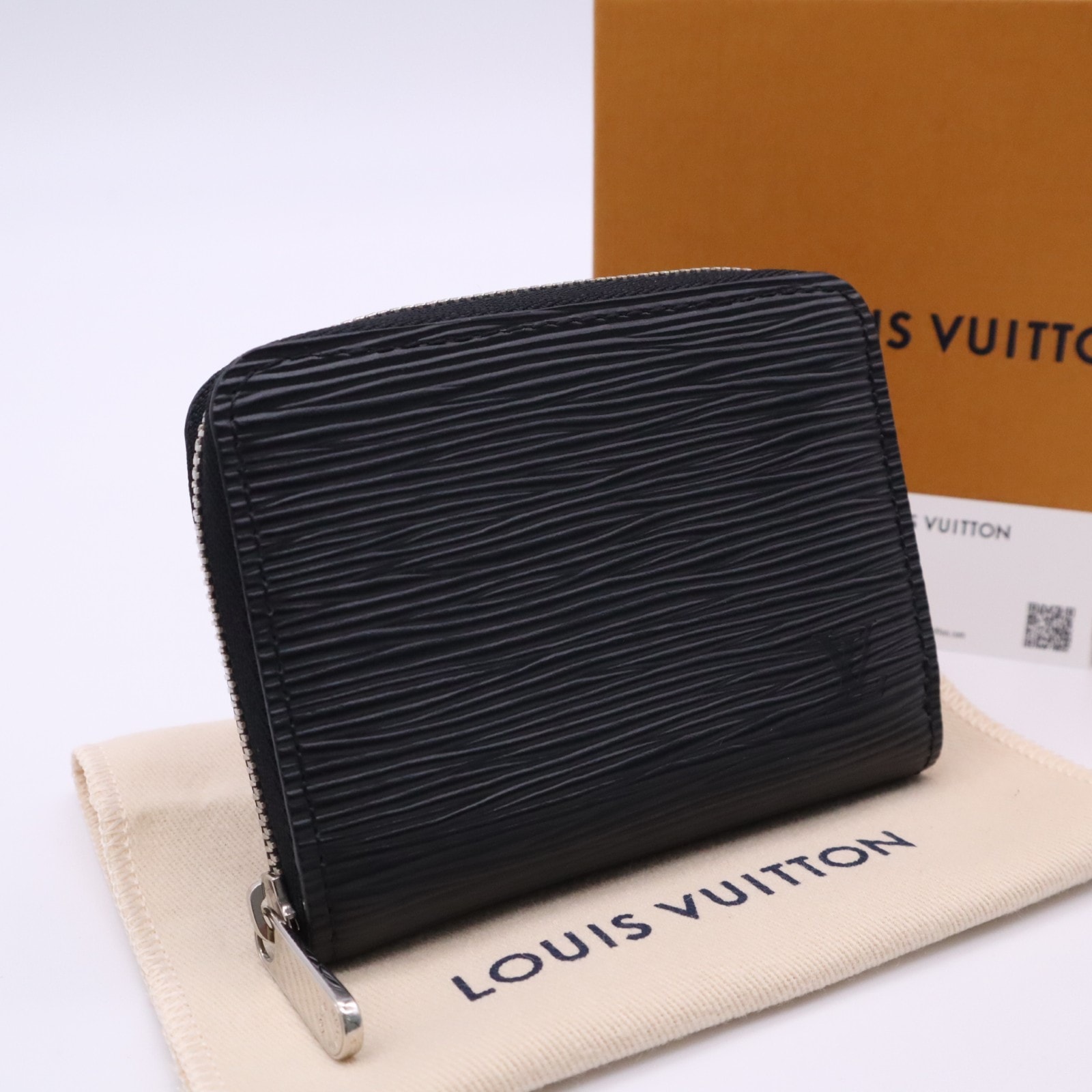 美品 LOUIS VUITTON ルイ・ヴィトン エピ ジッピー コインパース ノワール M60152 コインケース ブラック カーフレザー レディース