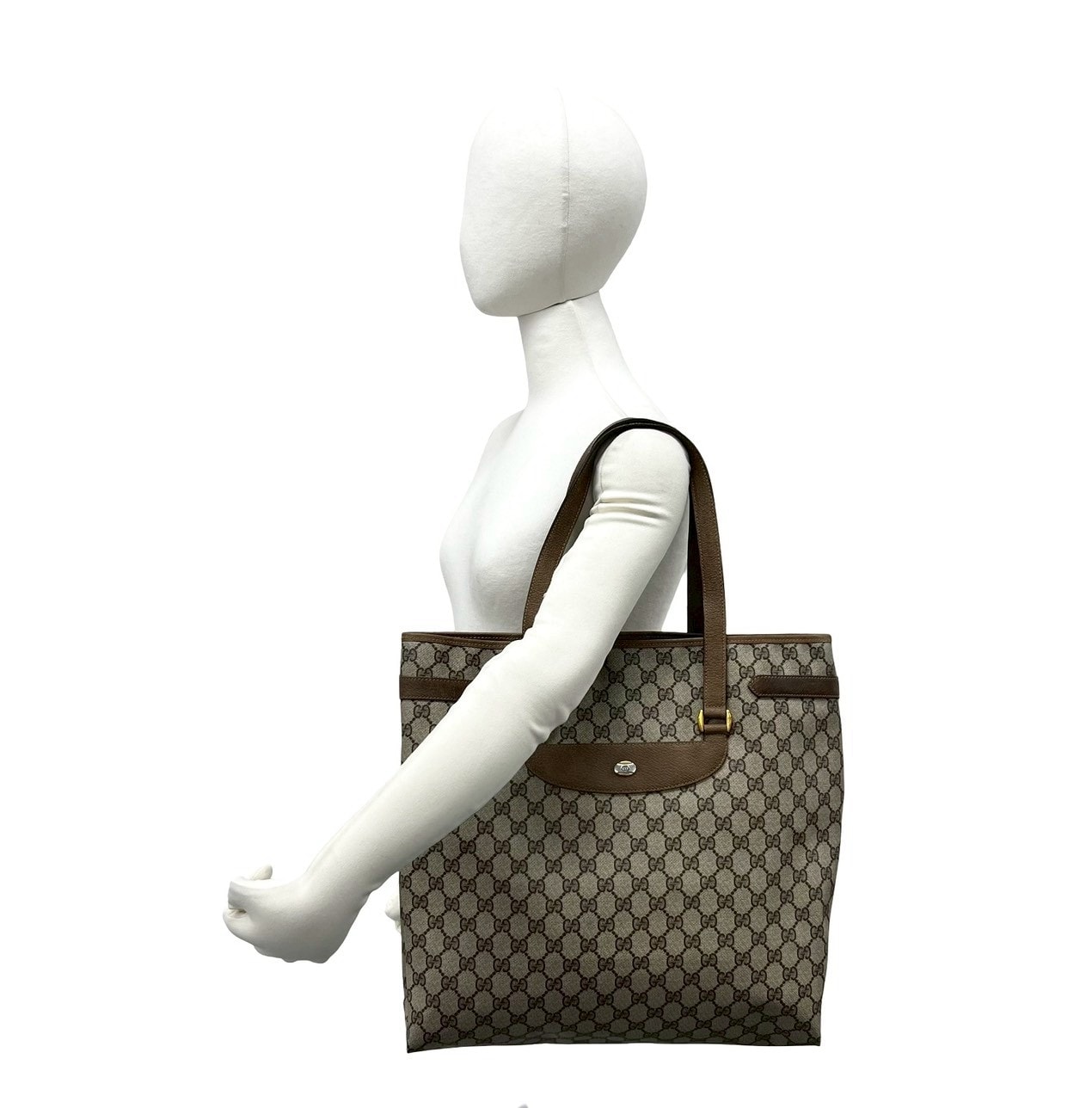 B (目立った傷や汚れなし)】GUCCI グッチ GG ロゴ 金具 PVC レザー
