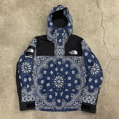 Supreme The North Face Bandana Mountain Parka "Navy"