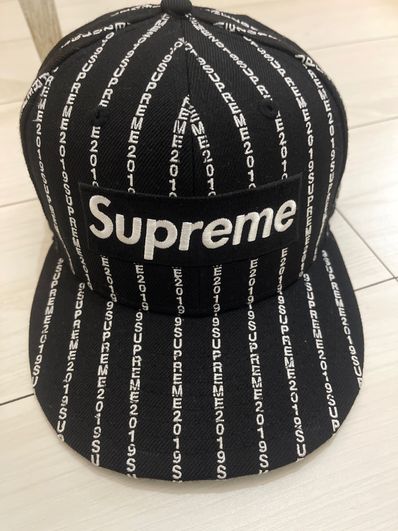Supreme Text Stripe New Era® "Black"