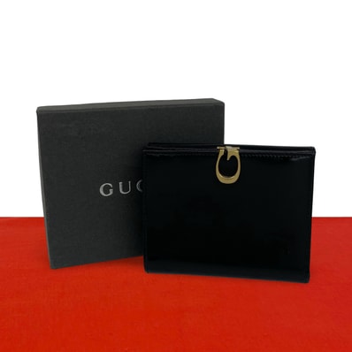 GUCCI グッチ ロゴ 金具 レザー 二つ折り財布 ブラック
e33-4