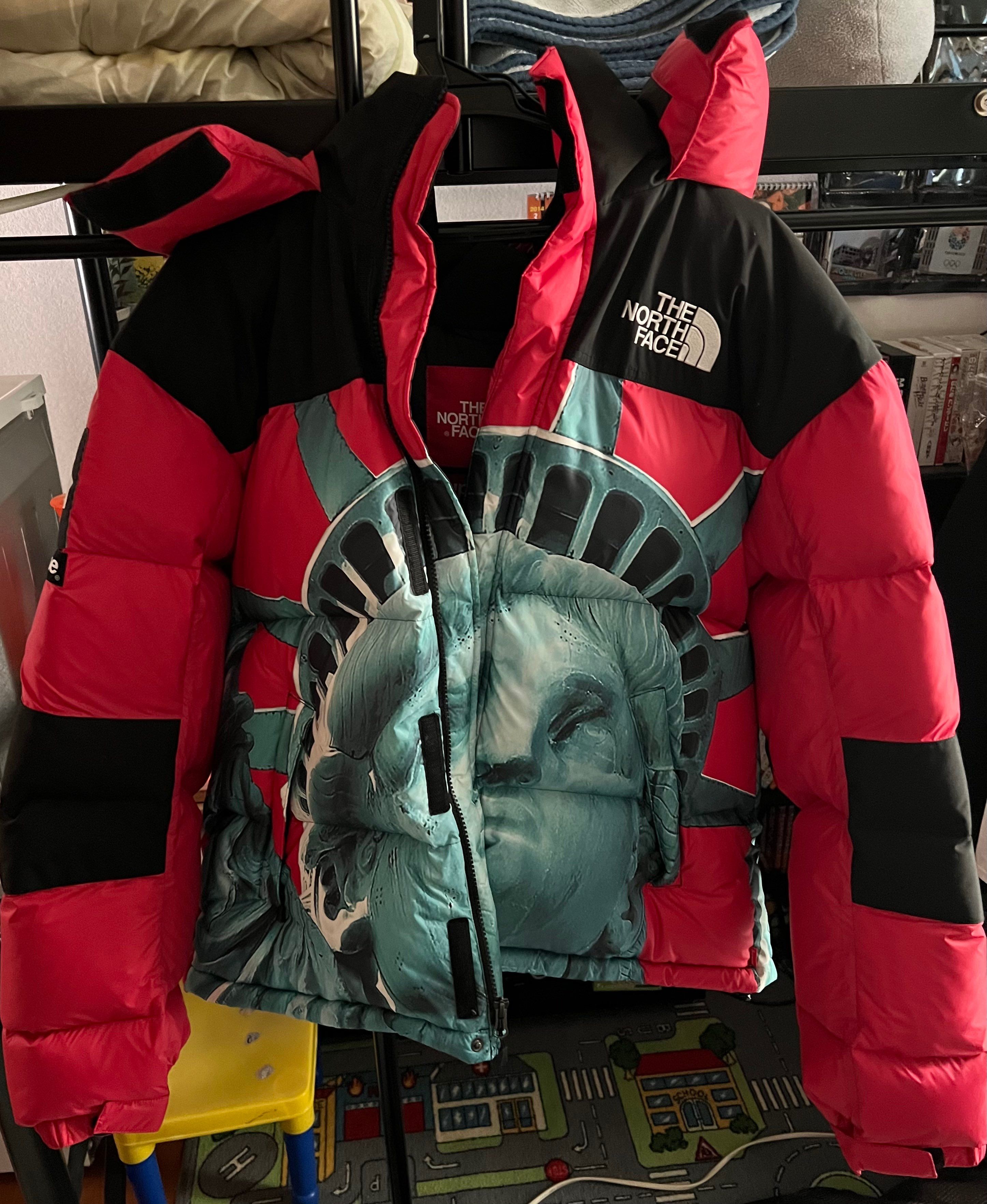 Supreme x The North Face Statue of Liberty Baltoro Jacket "Red"