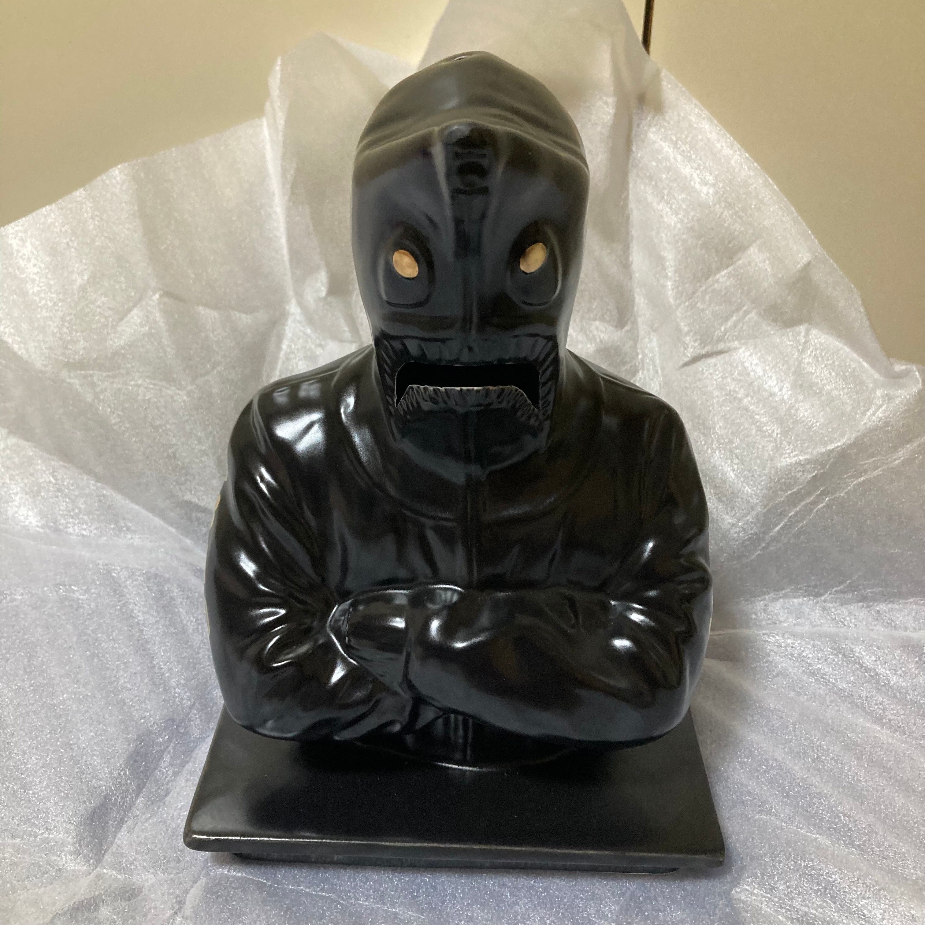 A BATHING APE x NEIGHBORHOOD Shark Incense Chamber "Black/Gold"