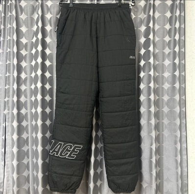 PALACE Insu-Later Joggers "Black"