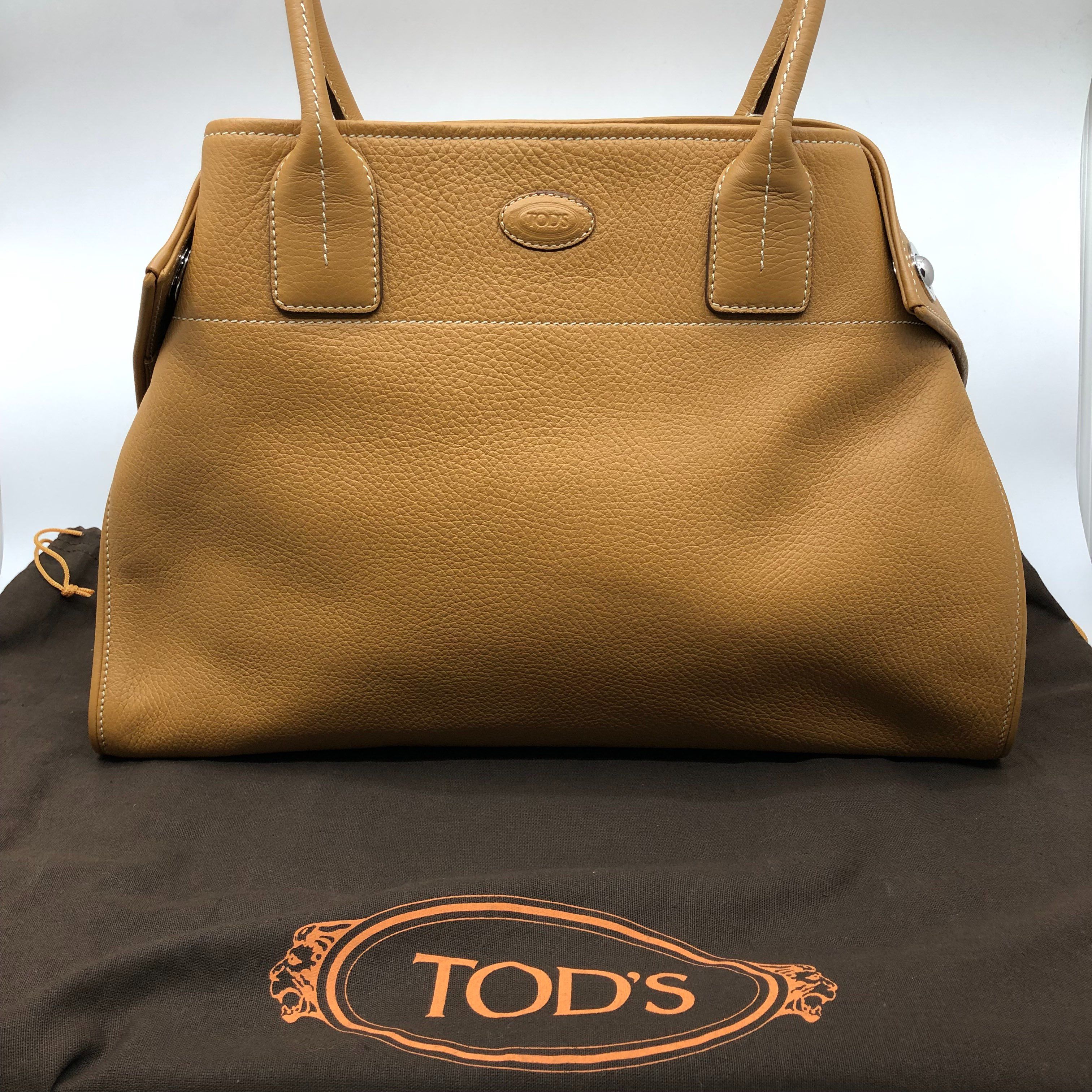 トッズ ショルダーバッグ レディース