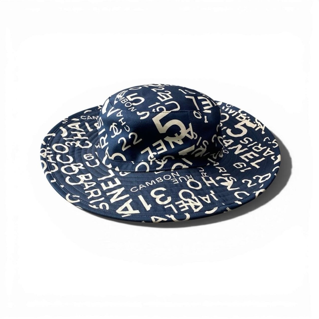 CHANEL シャネル 2002 By Sea Logo Coco Mark Bucket Hat ネイビー コットン ハット A3-00054 【中古】