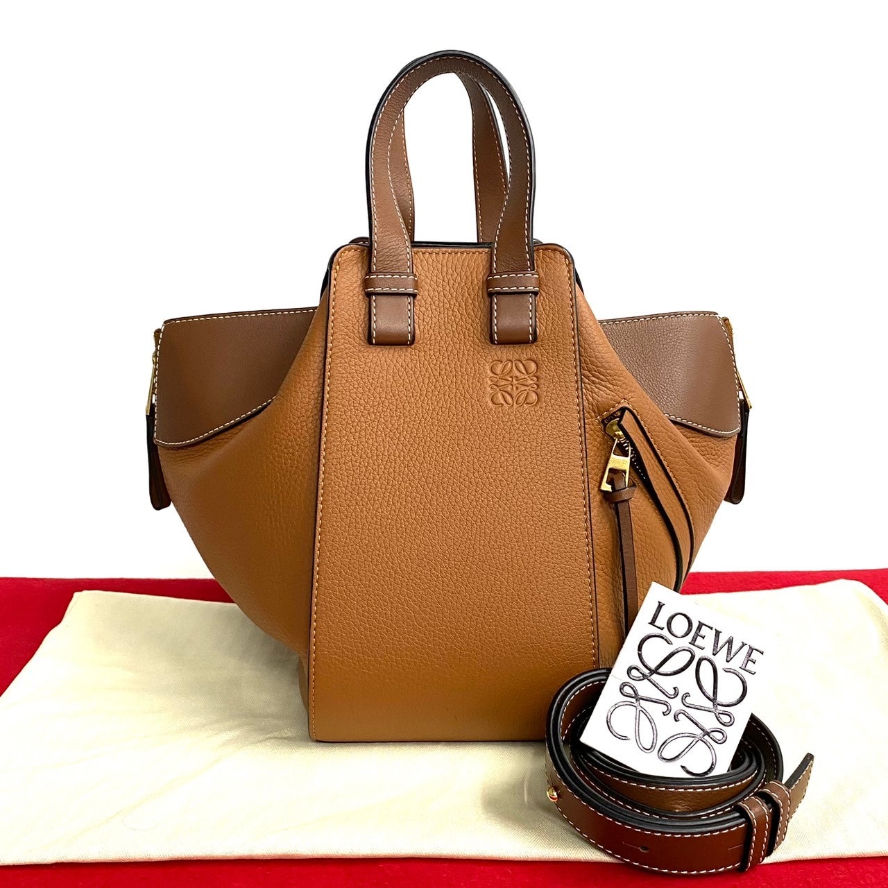 LOEWE ロエベ ハンモック スモール アナグラム ロゴ レザー ショルダーバッグ ブラウン
 17965