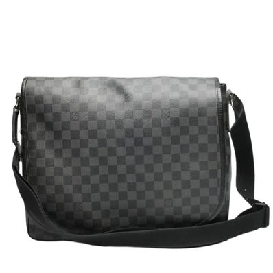ルイヴィトン LOUIS VUITTON ダニエルGM N58033 ダミエグラフィット ショルダーバッグ