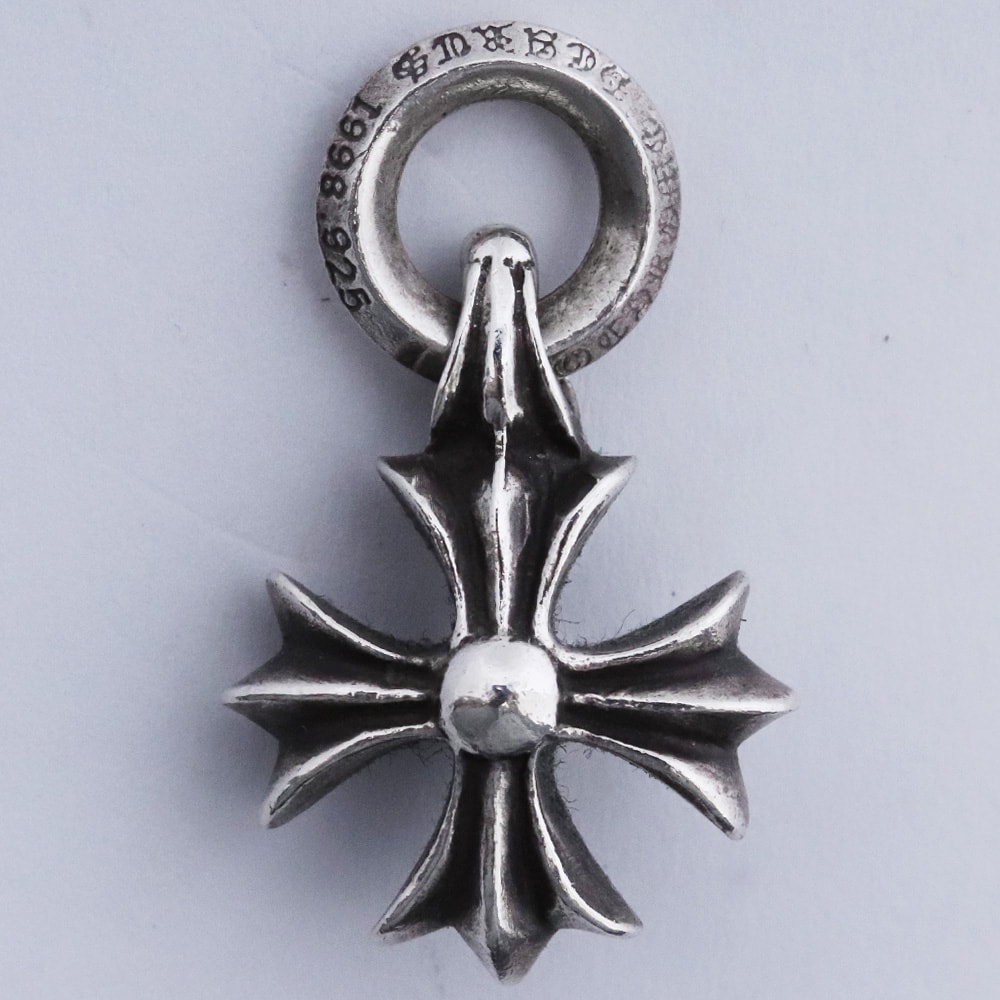 Chrome Hearts Ch Plus Charm "Silver"