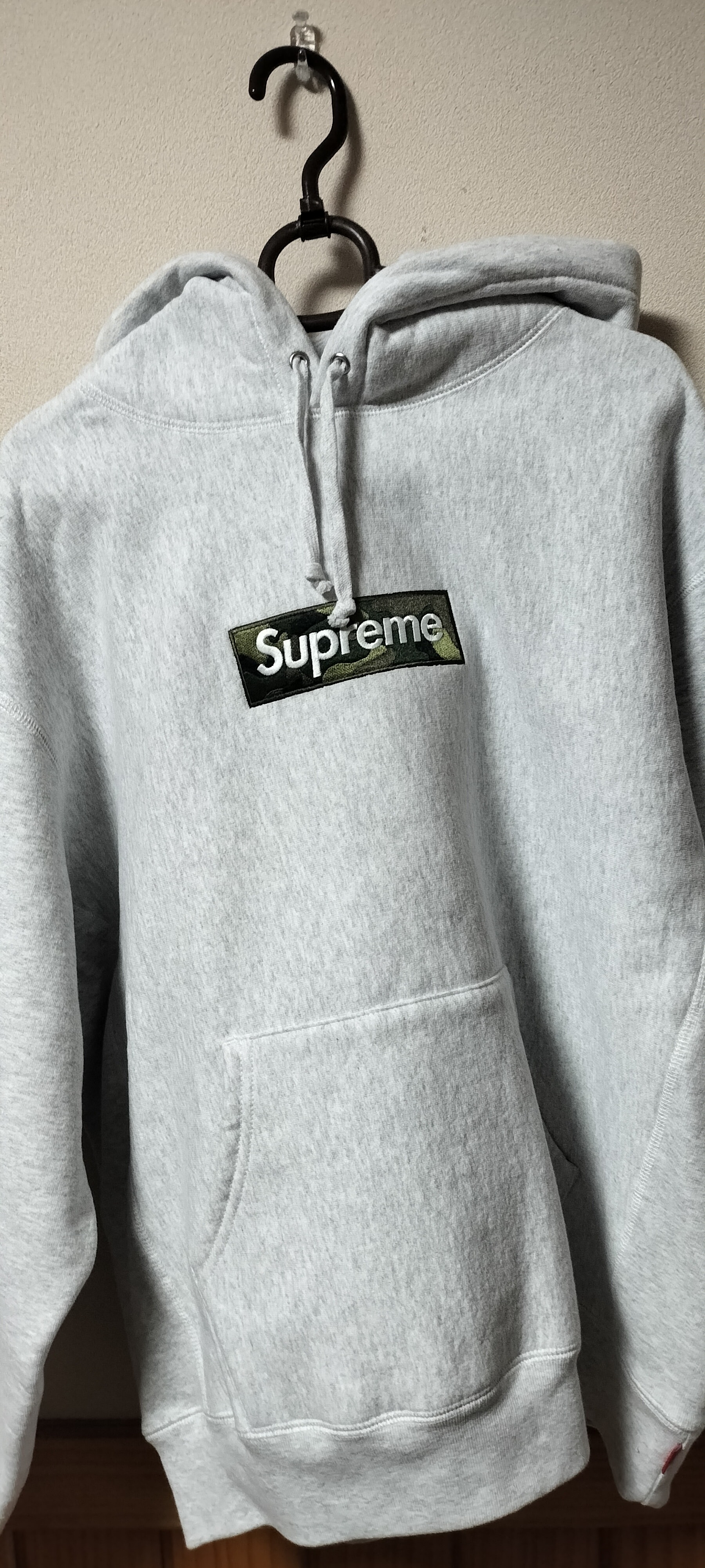 シュプリーム ボックス ロゴ フーディー スウェットシャツ "アッシュ グレー" (23FW)
