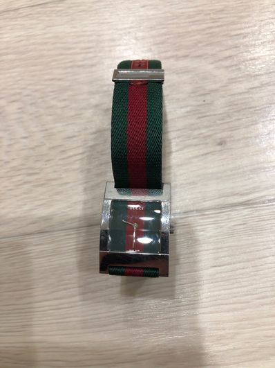 GUCCI 腕時計