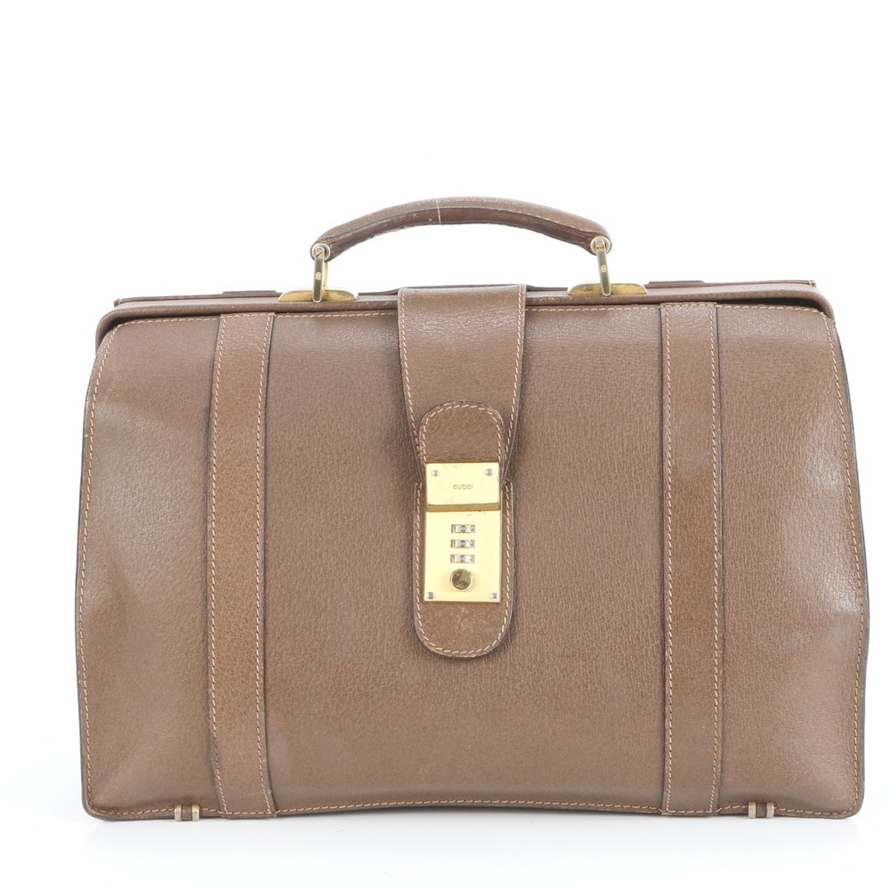 ■美品 グッチ ダレスビジネス バッグ レザー