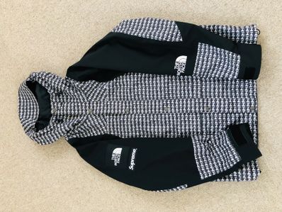 Supreme x The North Face Studded Mountain Light Jacket "Black"