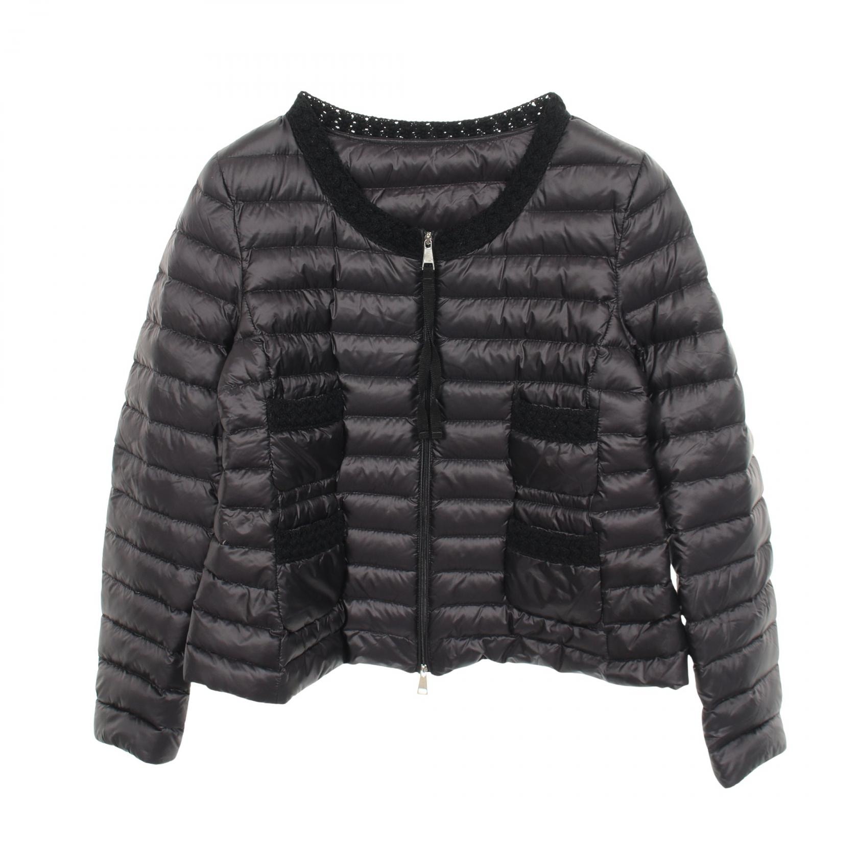 モンクレール MONCLER CROISSANT ノーカラー ダウンジャケット 衣料品 アウター ナイロン レディース ブラック系 【中古】