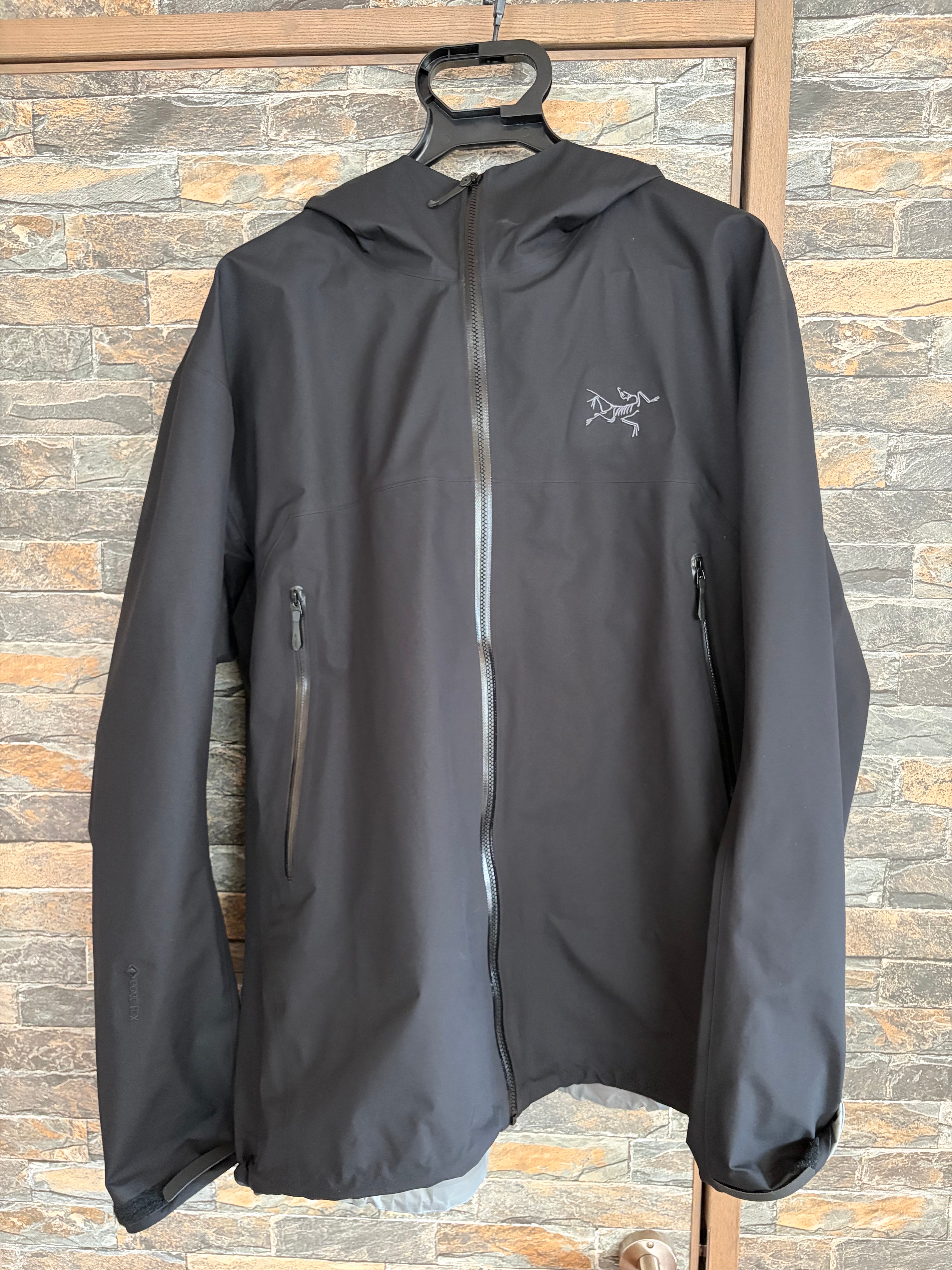 ARC TERYX ALPHA PARKA 