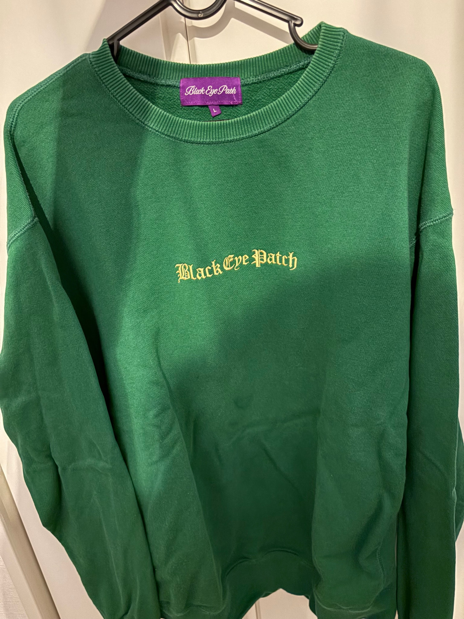 BlackEyePatch OE LOGo Crew Sweat "Green"