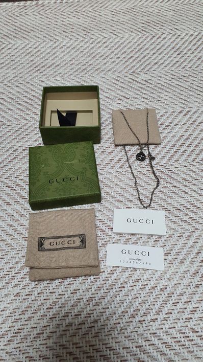 GUCCI Interlocking G Pendant Necklace