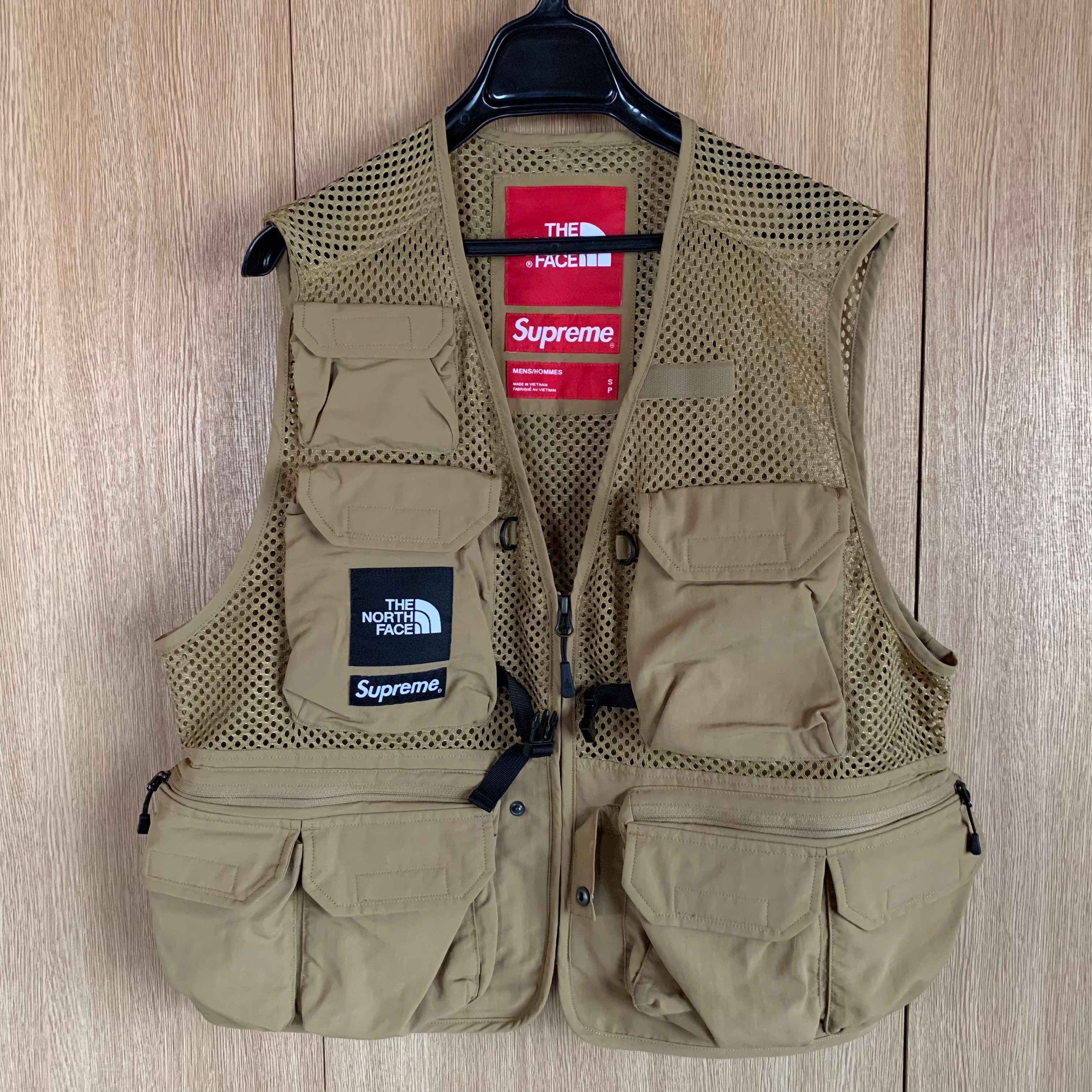 Supreme x The North Face Cargo Vest "Gold"