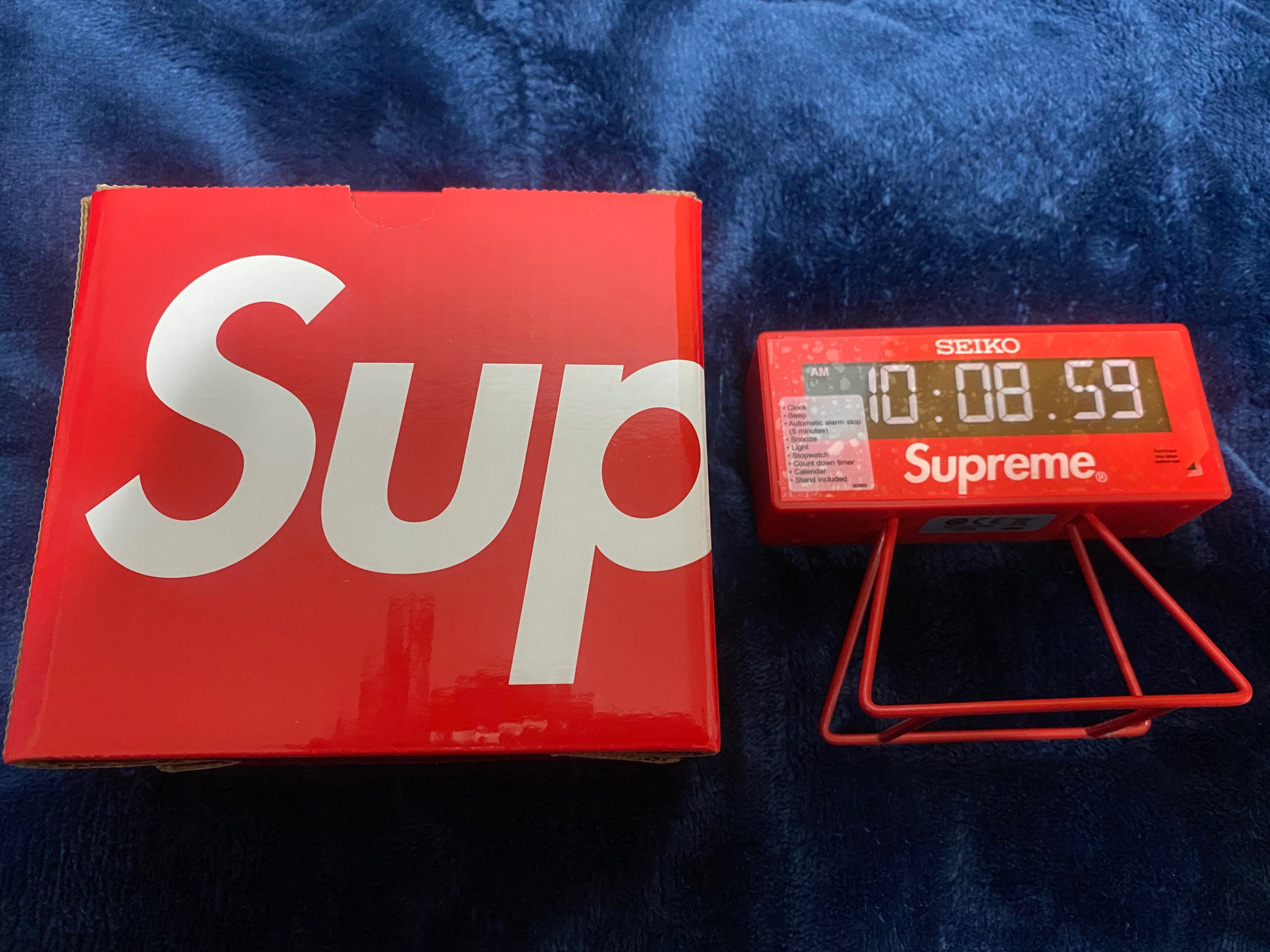 Supreme / Seiko Marathon Clock "Red"