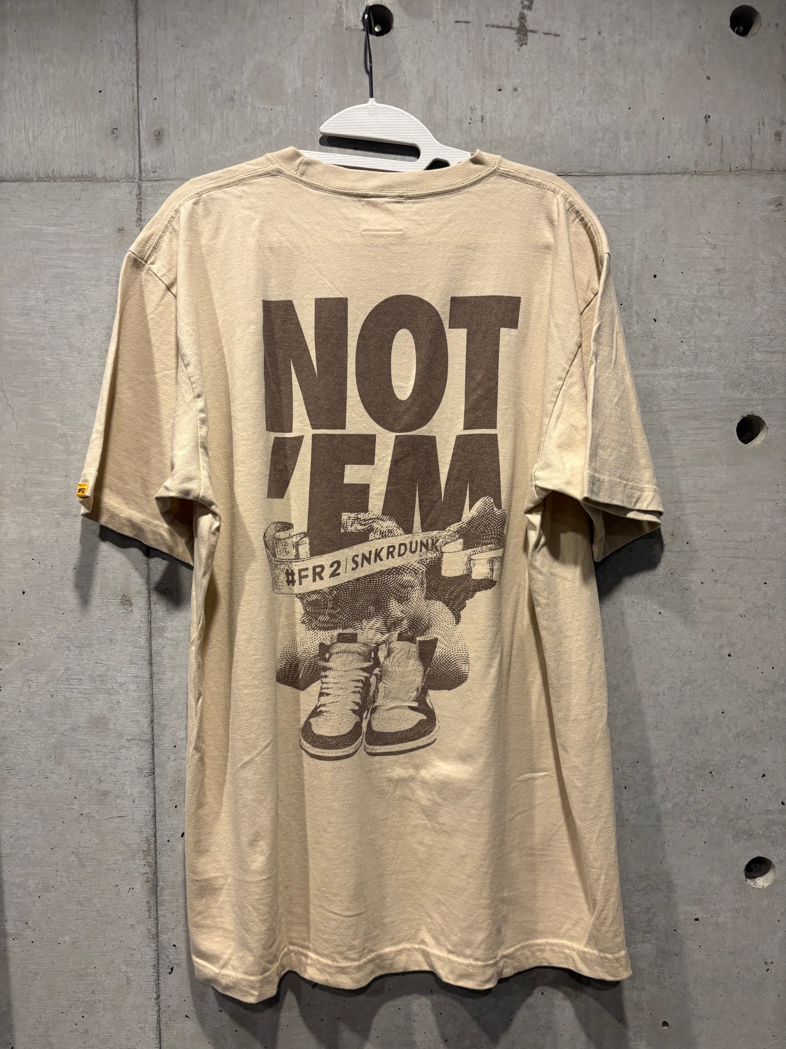 SNKRDUNK collaboration with #FR2 NOT’EM T-shirt "Beige"