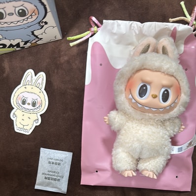 POP MART THE MONSTERS (LABUBU) Exciting Macaron Plush Series SOYMILK