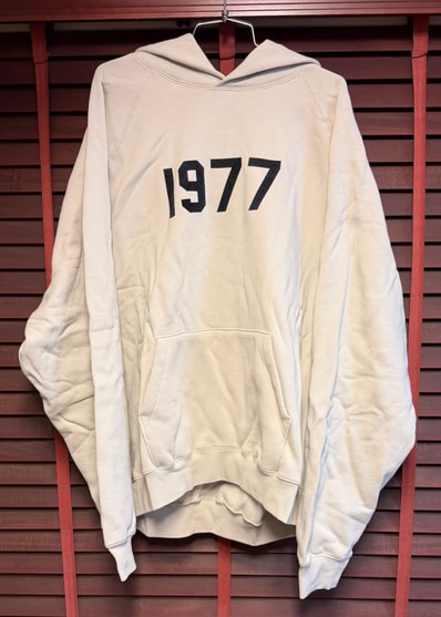 FEAR OF GOD ESSENTIALS 1977 HOODIE "Wheat"