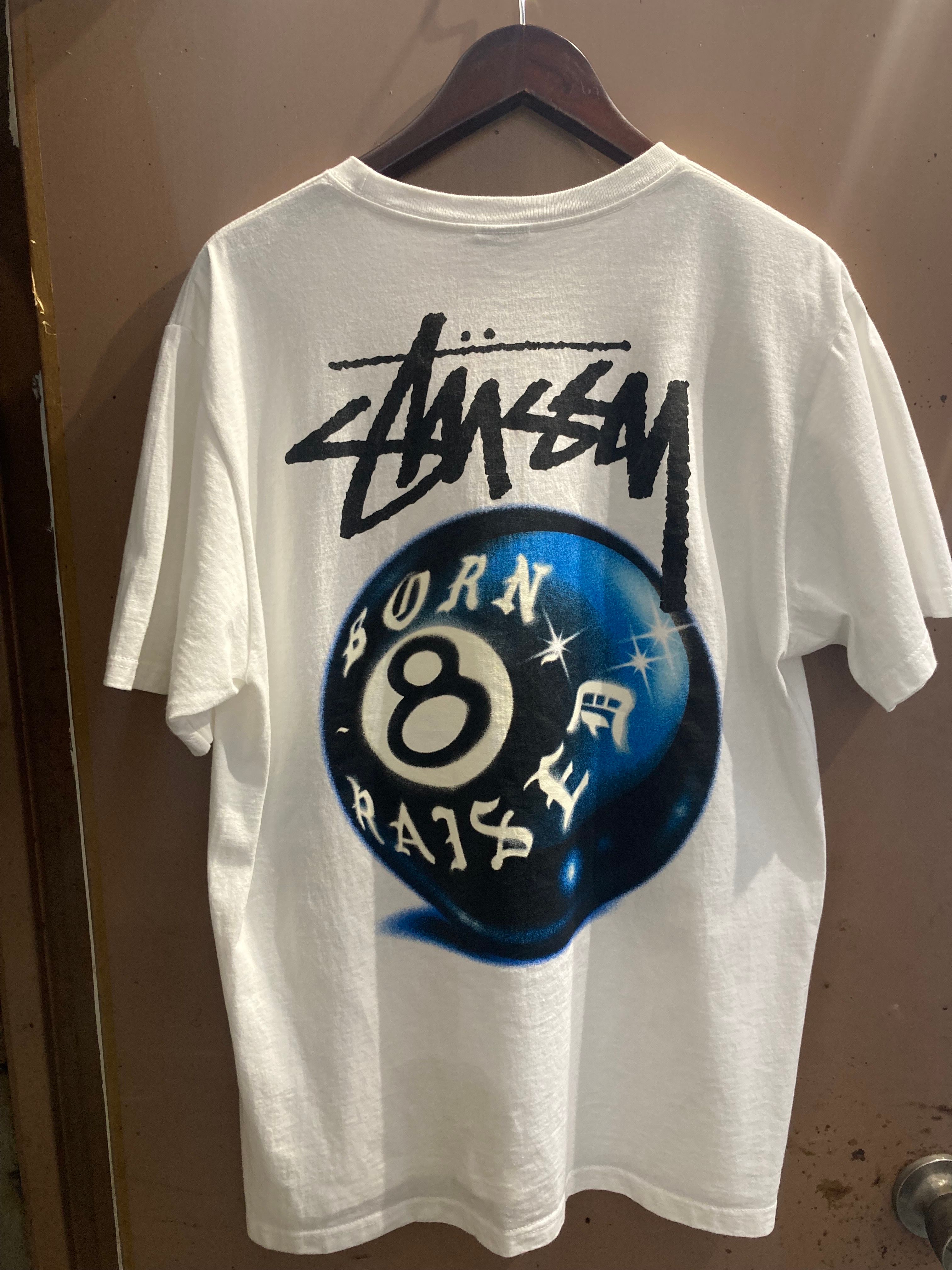 ステューシー ボーン x レイズド 8 ボール Tシャツ "ホワイト" 