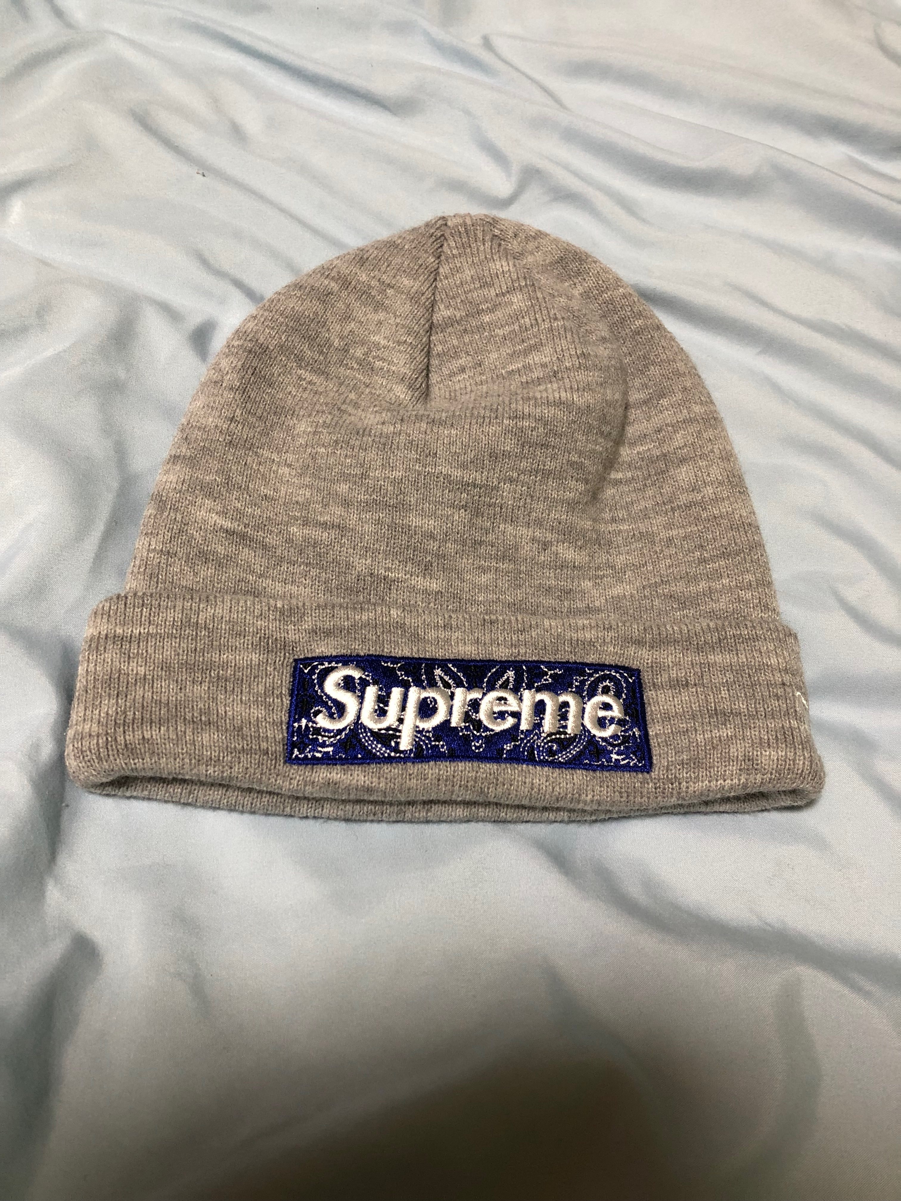 Supreme New Era® Box Logo Beanie "Grey"